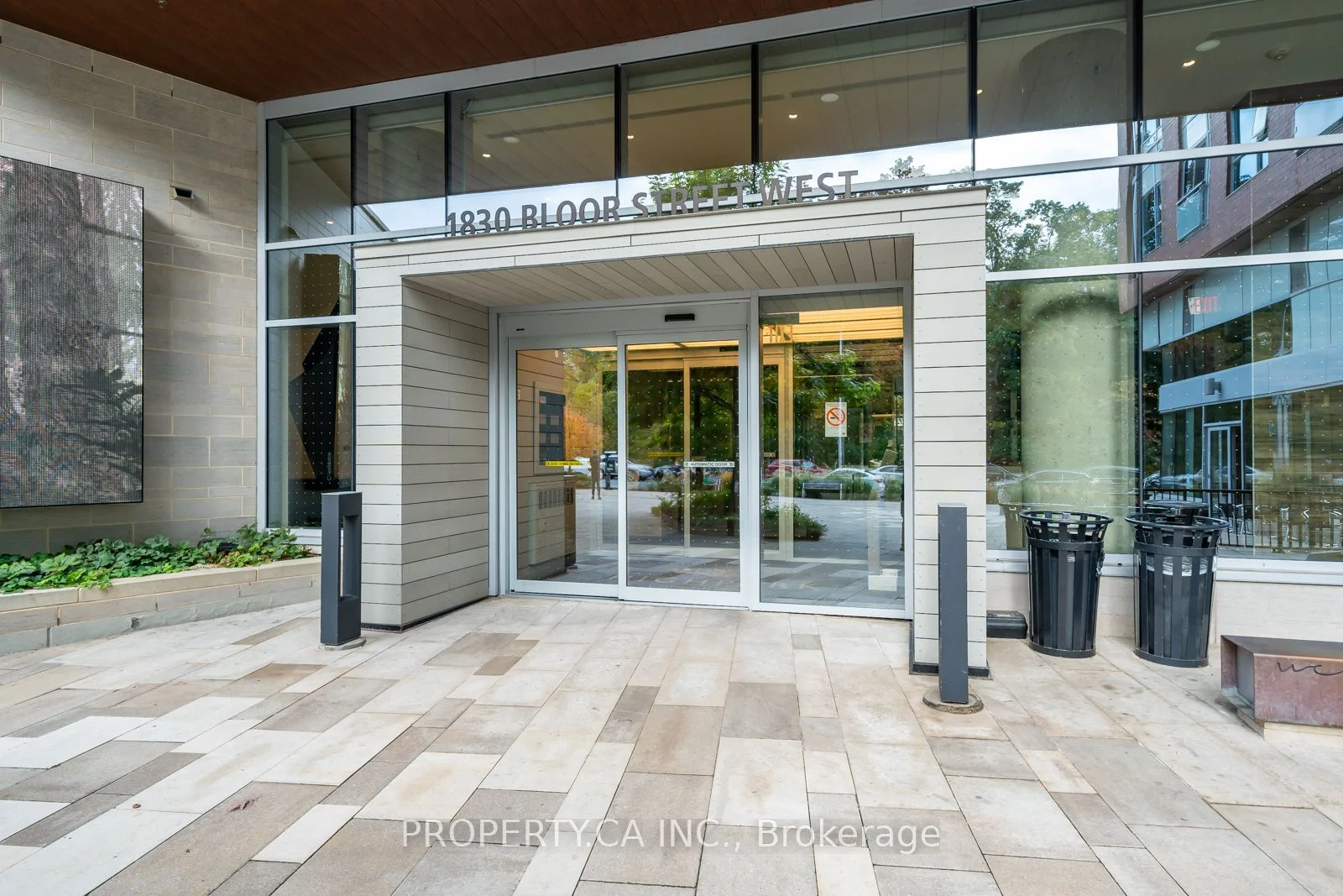 1830 Bloor Street W 335, Toronto W02, On M6p 0a2