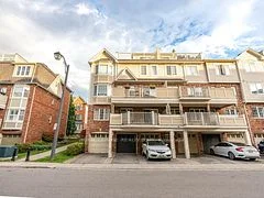 784 Neighbourhood Circle 2, Mississauga, On L5b 0a6