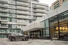 251 Manitoba Street 819, Toronto W06, On M8y 4g9