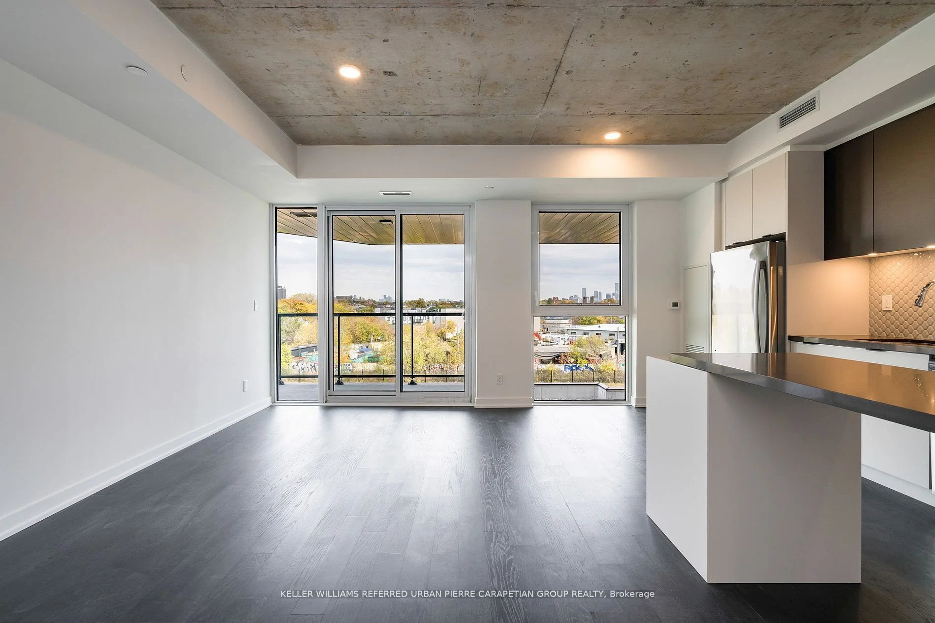 57 Brock Avenue 411, Toronto W01, On M6k 2l3