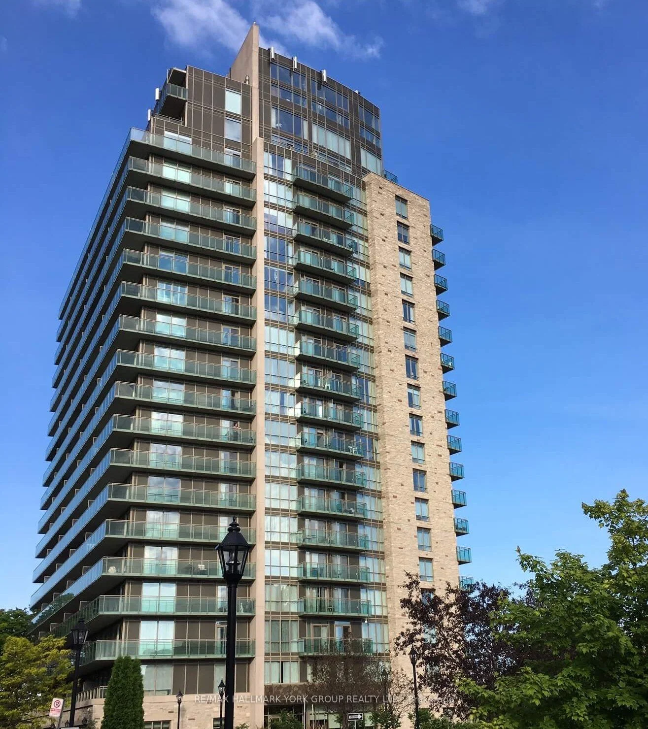 1665 The College Way 1806, Mississauga, On L5l 0a9