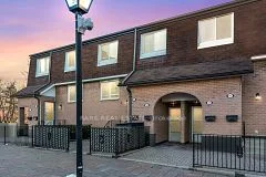 2170 Bromsgrove Road 102, Mississauga, On L5j 4j2
