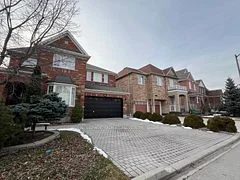 3838 Mayla Drive BSMT, Mississauga, ON L5M 0J4