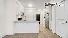 3220 William Coltson Avenue 202, Oakville, On L6h 7x9