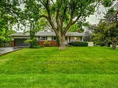 318 Warminster Drive, Oakville, ON L6L 4M8