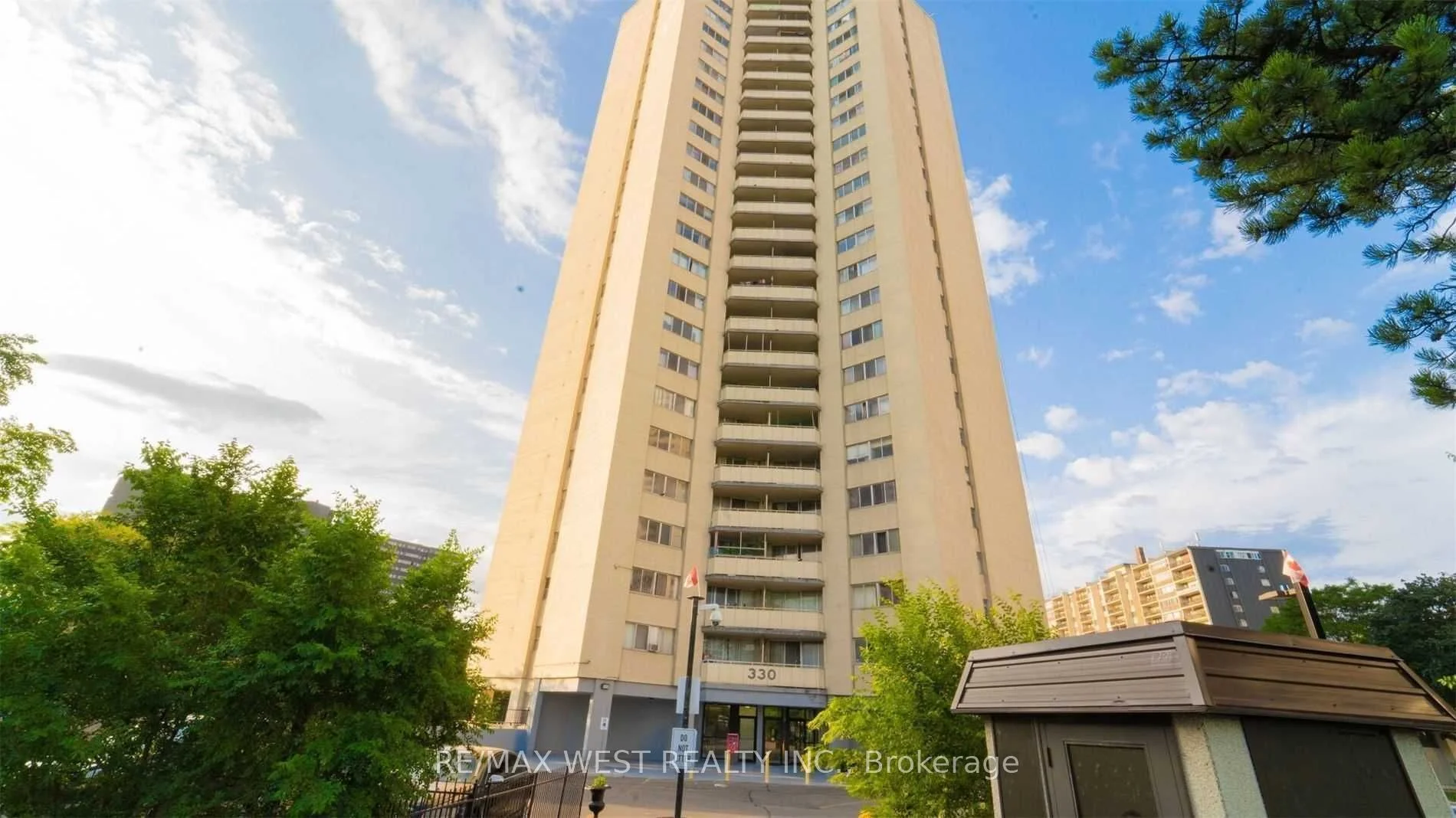 330 Dixon Street 1608, Toronto W09, On M9r 1s9
