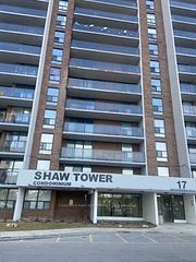 17 Knightsbridge Road 303, Brampton, ON L6T 3X9