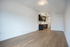 2433 Dufferin Street 315, Toronto W04, ON M6E 3T3