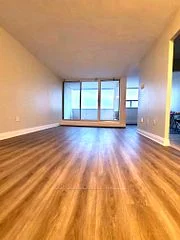 530 Lolita Gardens 1602, Mississauga, ON L5A 3T2