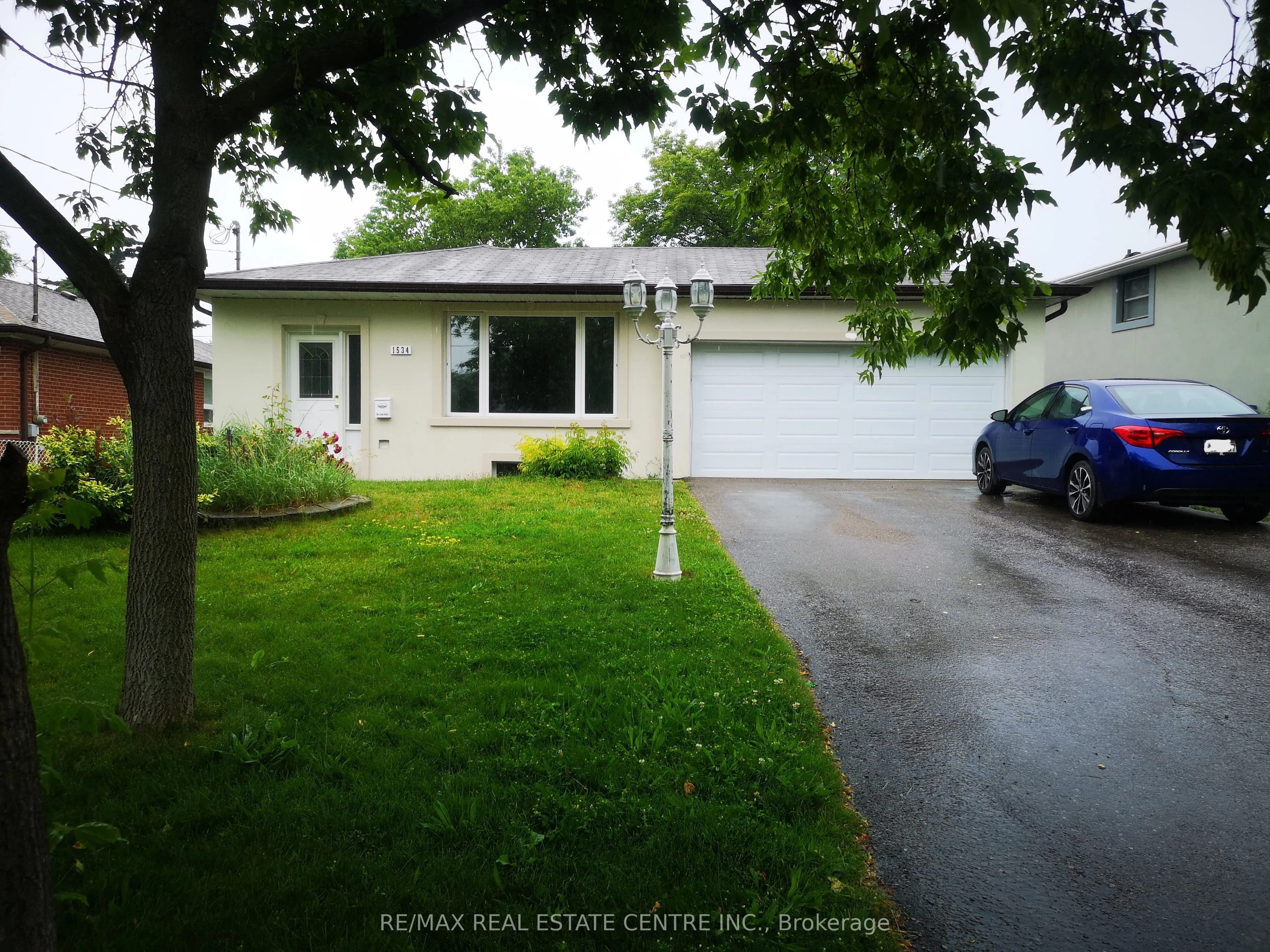 1534 Chalice Crescent Upper, Mississauga, On L5c 1s3