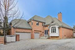 1690 The Chase, Mississauga, ON, L5M 5A2