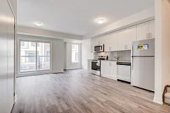 3409 Ridgeway Drive 433, Mississauga, On L5l 0b9