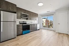 3401 Ridgeway Drive 405, Mississauga, ON L5L 0B9