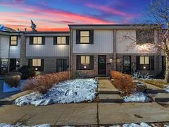 2779 Gananoque Drive N #3, Mississauga, ON L5N 2E4