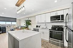 700 Humberwood Boulevard 2216, Toronto W10, On M9w 7j4