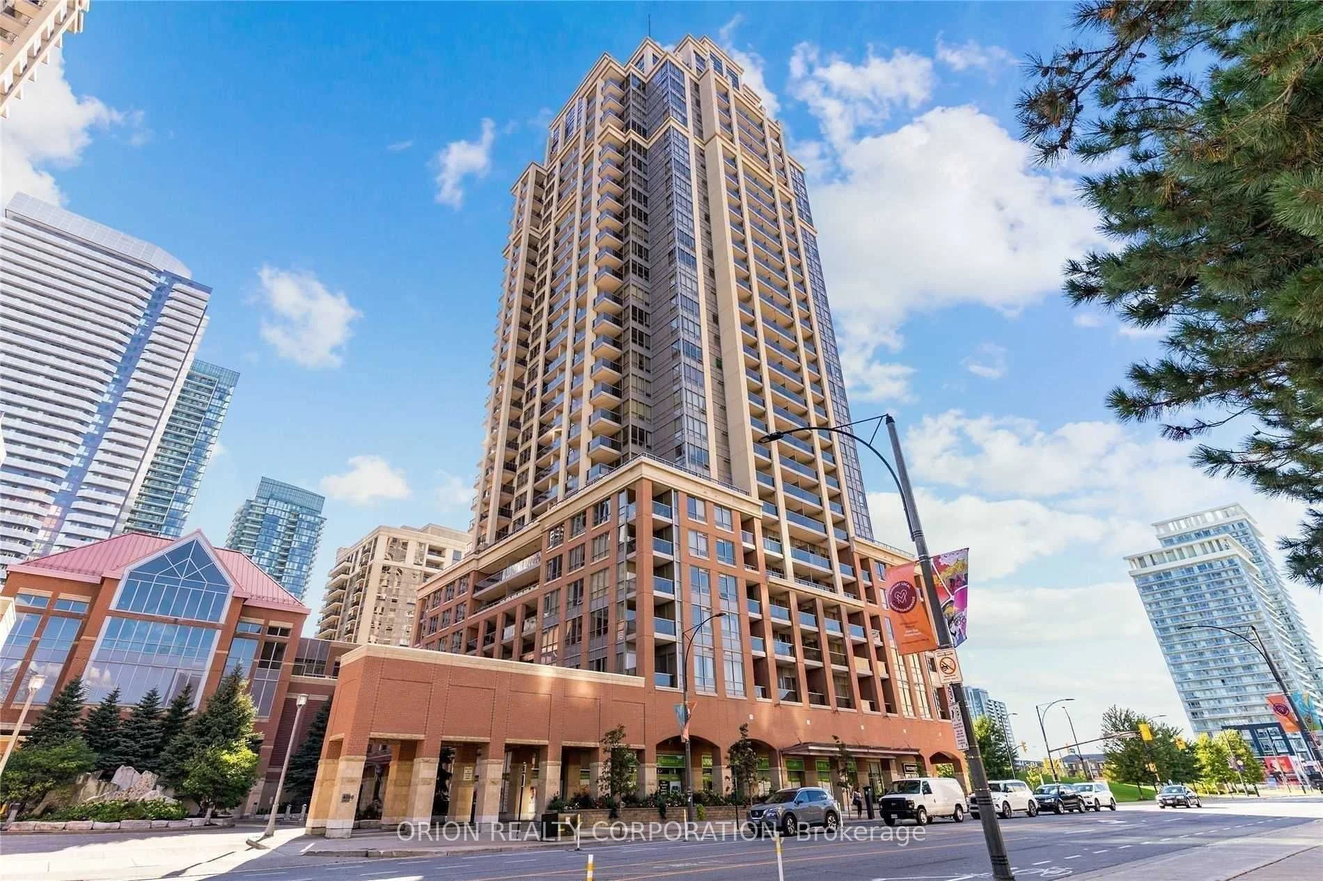 4090 Living Arts Drive 1102, Mississauga, On L5b 4m8