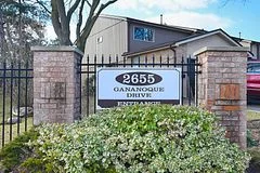 2655 Gananoque Drive 38, Mississauga, On L5n 3a6