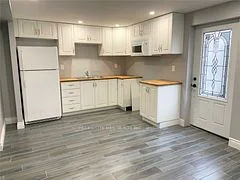 524 Fergo Avenue Bsmt, Mississauga, On L5b 2j3