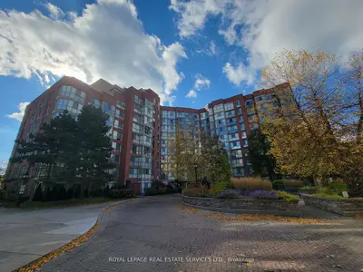 22 Southport Street 239, Toronto W01, On M6s 4y9