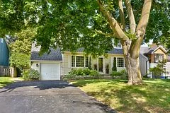 234 River Side Drive, Oakville, On L6k 3m9