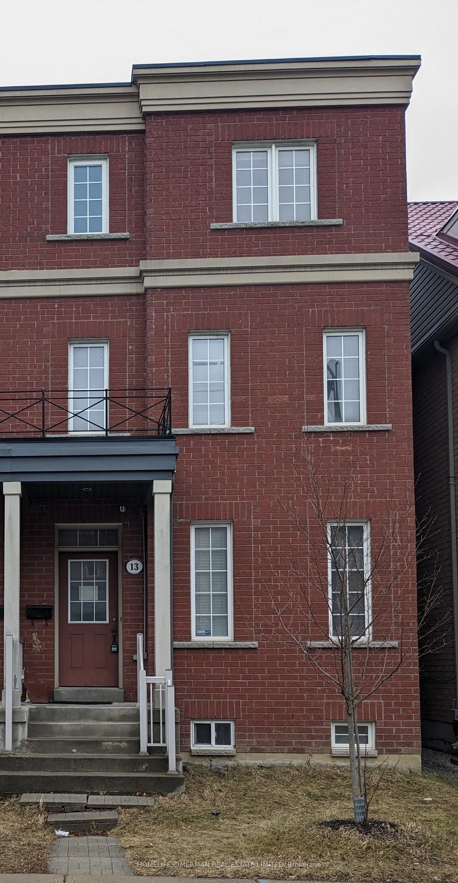 13 Saywell Avenue, Toronto W05, On M3j 0g2