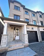 1374 Kobzar Drive, Oakville, On L6m 5p2