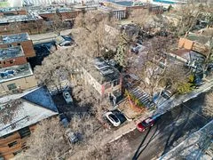 68 Seventeenth Street, Toronto W06, On M8v 3k4