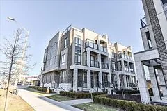 713 Lawrence Avenue W 15, Toronto W04, On M6a 1b4