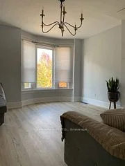 281 Osler Street, Toronto W03, ON M6N 2Z3