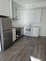 135 Canon Jackson Drive 408, Toronto W04, On M6m 0c4