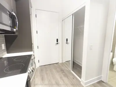 2450 Old Bronte Road 824, Oakville, On L6m 5p6