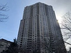 25 Kingsbridge Garden Circle 2118, Mississauga, On L5r 4b1