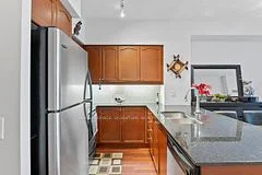 58 Marine Parade Drive 230, Toronto W06, ON M8V 4G1