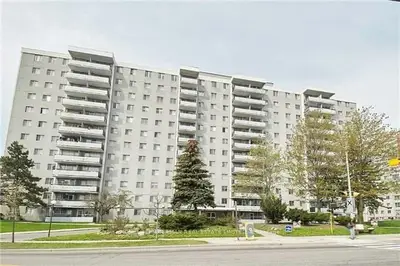 940 Caledonia Road S 603, Toronto W04, On M6b 3y4