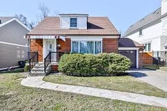 38 Chestnut Hills Parkway, Toronto W08, ON M9A 3P6