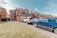6143 Snowy Owl Crescent, Mississauga, ON L5N 7B5