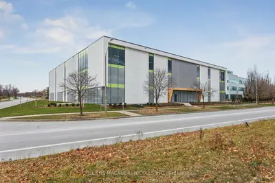 2360 Bristol Circle, Oakville, On L6h 6m5