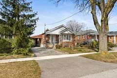 36 Redcar Avenue, Toronto W08, ON M9B 1K1