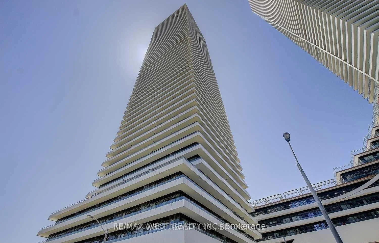 20 Shore Breeze Drive 4408, Toronto W06, On M8v 0c7