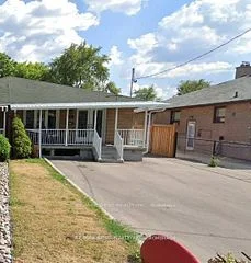 25 Coronado Court Upper, Toronto W05, On M9m 1s6