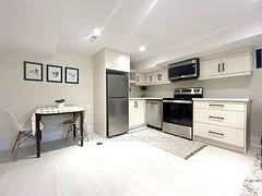284 Kennedy Avenue Lower, Toronto W02, ON M6P 3C3