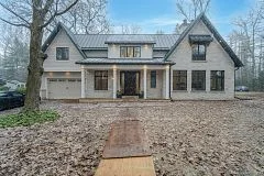 1000 Roper Avenue, Mississauga, On L5h 1b7