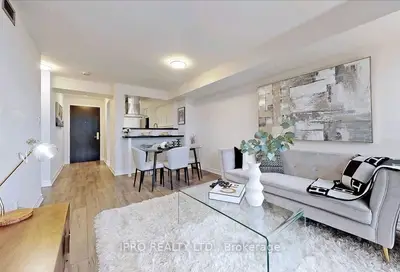 55 Kingsbridge Garden Circle 512, Mississauga, On L5r 1y1