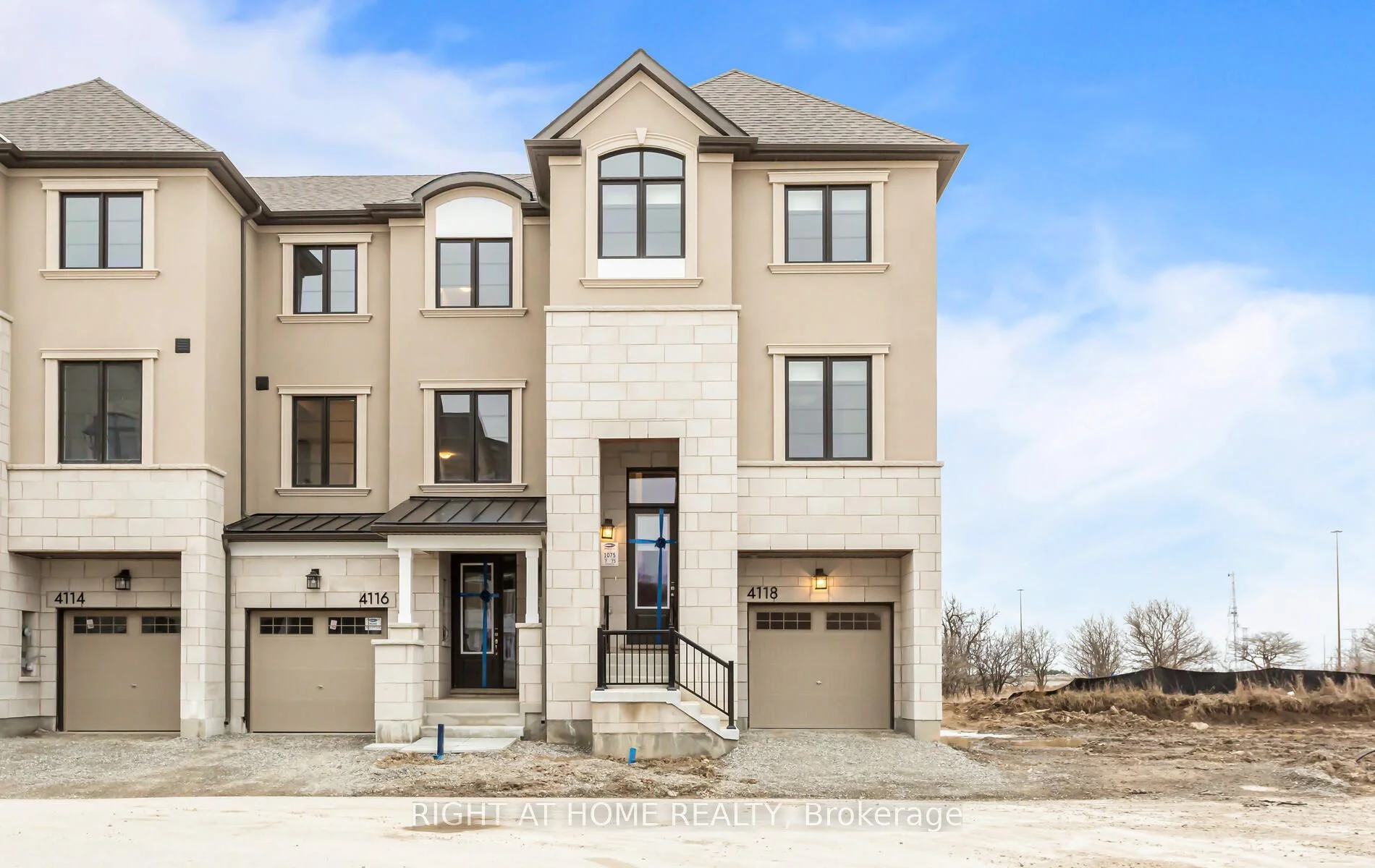 4118 Raybria Way, Mississauga, ON L5M 2K8