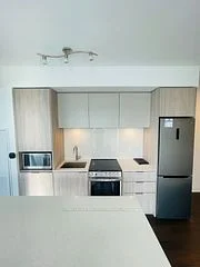 70 Annie Craig Drive 702, Toronto W06, On M8v 0g2