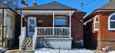144 Fairbank Avenue, Toronto W04, On M6b 3t9