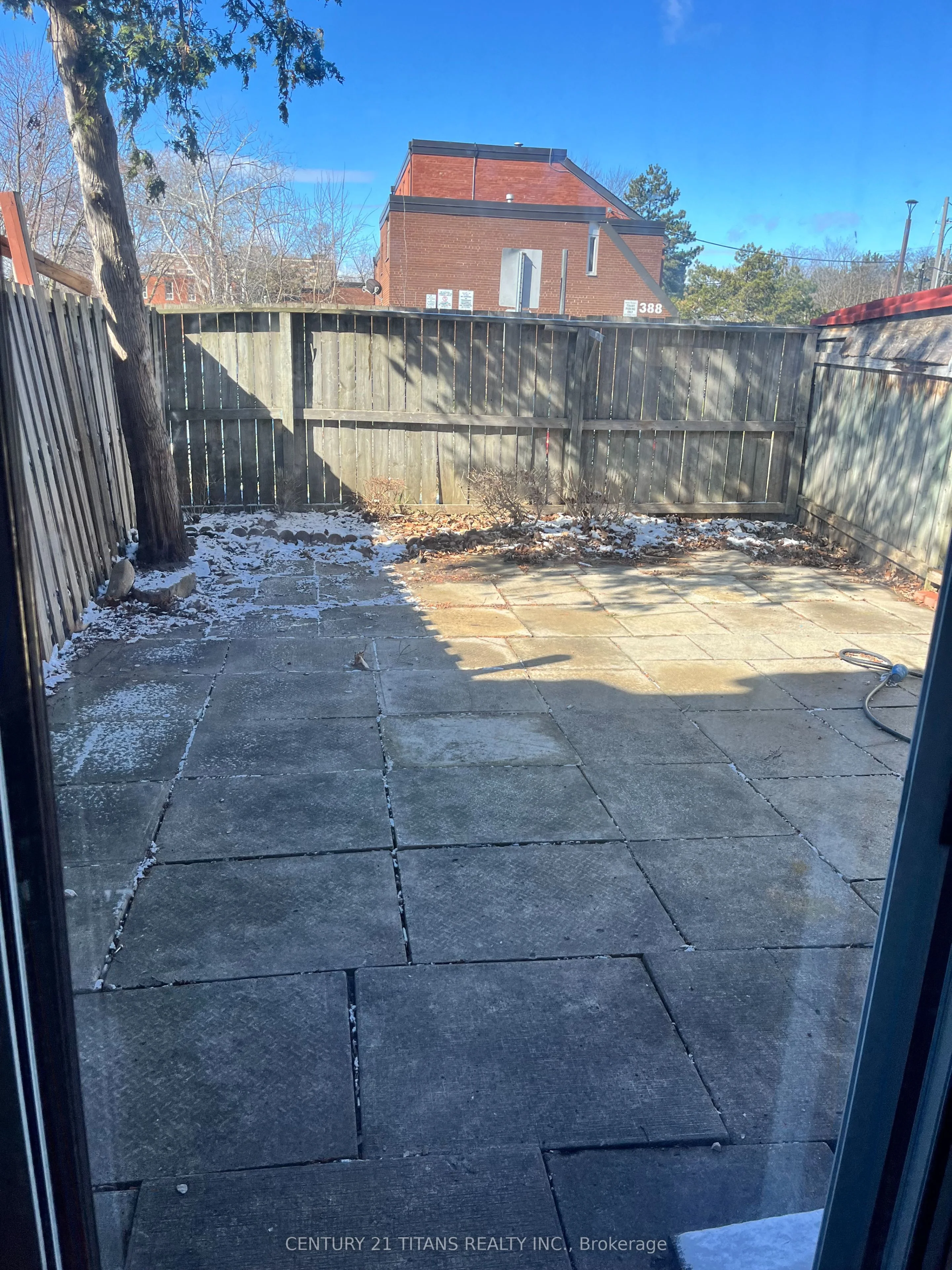 384 Driftwood Avenue 4, Toronto W05, On M3n 2p5