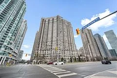 3888 Duke Of York Boulevard 1728, Mississauga, ON L5B 4P5