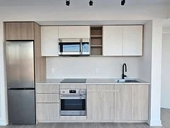 36 Zorra Street 415, Toronto W08, On M8z 0g5
