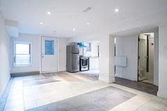 2396 Dufferin Street 001, Toronto W04, On M6e 3s6